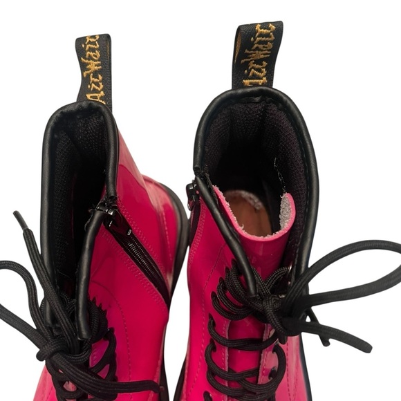 Hot Pink Doc Dr. Martens Patent Leather Delaney 8 Eye Boots Womens US 7 - Picture 8 of 10